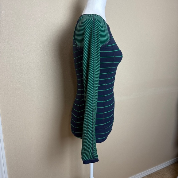 Lululemon Slalom Stripe Inkwell Green Long Sleeve Full Tilt Shirt Top - Picture 10 of 15